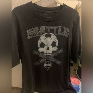 Seattle Sounders FC Mens XL Skull Shirt